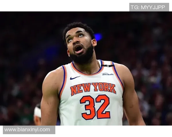 失准但能抢板！唐斯11中3贡献8分和个人赛季新高22篮板