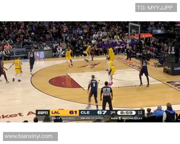 逆转！湖人14-0一波流险胜鹈鹕，詹皇差2球追平历史纪录